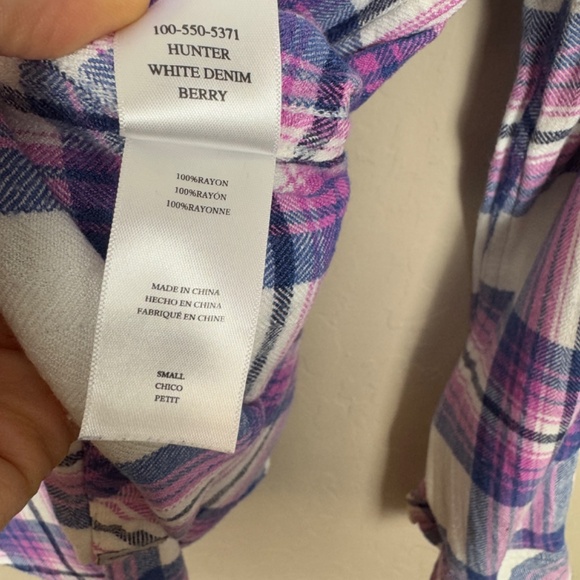 RAILS Hunter Button Down in White Denim Berry - Picture 13 of 13